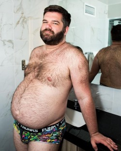 fatboybey:  Hairy from back to front and