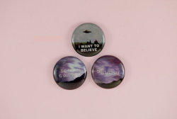 littlealienproducts:  X-Files Buttons by  astropuke  