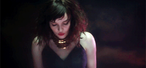 chvrchesgifs:    And you had best believe that you cannot build what I don’t need  