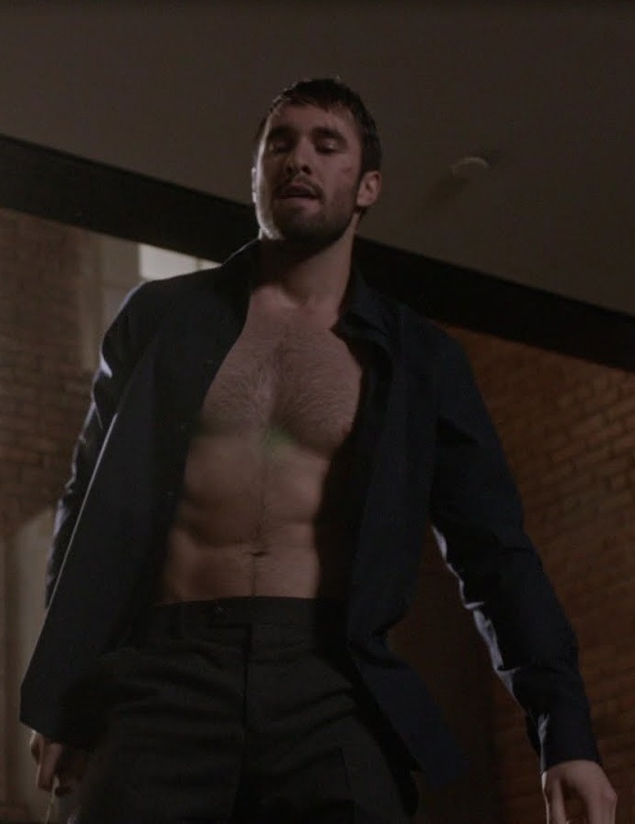 hotashellcelebmen:  More here :http://shirtlessmenontheblog.blogspot.fr/2017/09/joshua-bowman-shirtless.html?zx=ec83c4cf988d68da