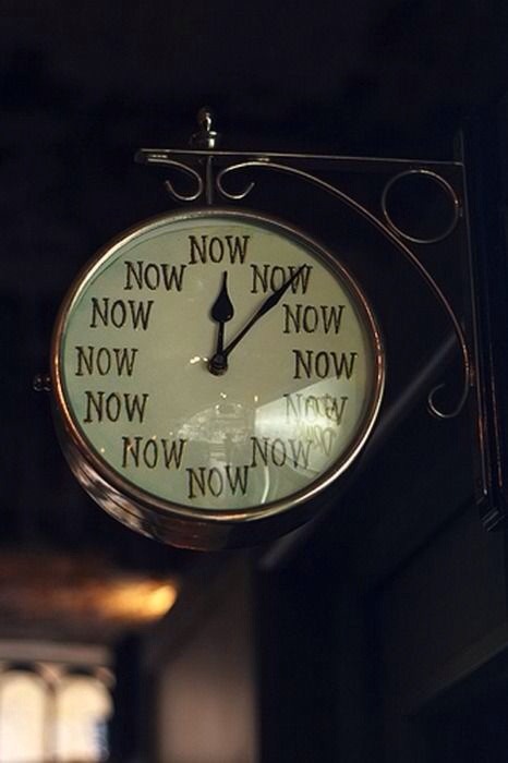 lexilushxx:  soulside69:   †††  It’s now or never