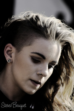 stereobouquet:  Lynn Gunn at Vans Warped