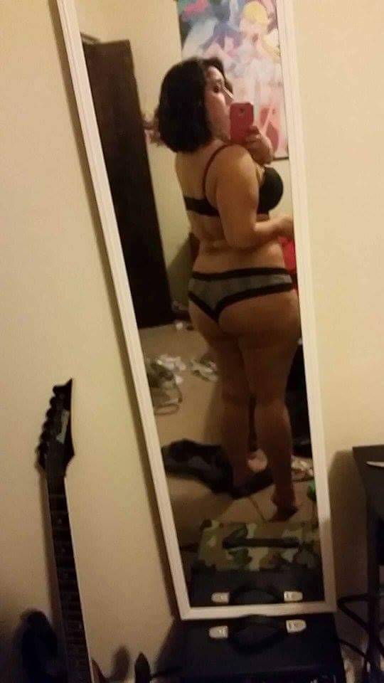 mapetitepoupee:  Since it’s been awhile, here’s some booty pics and a shower