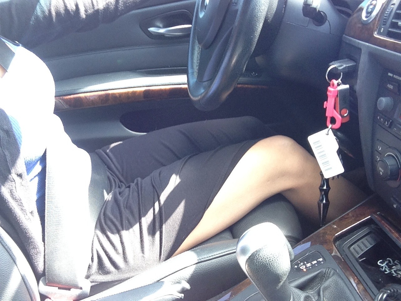 princesspantyplay:  Oops no panties today ;)
