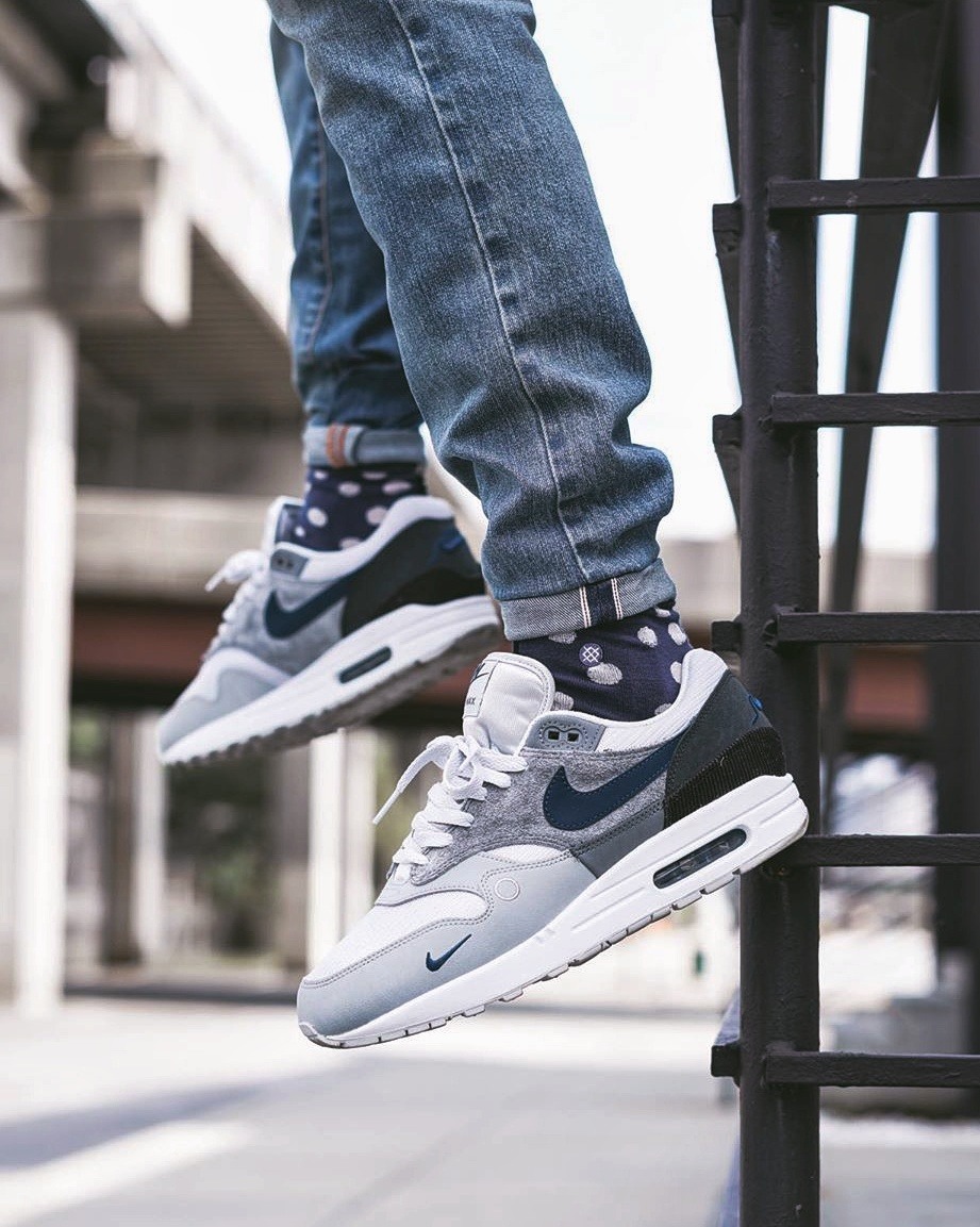 Nike Air Max 1 City Pack London by kevykev – – Sneakers, kicks and trainers.