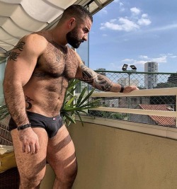 macho-xavier-xxx:  