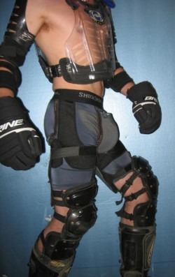 bondagejock:  interesting gear mix here.