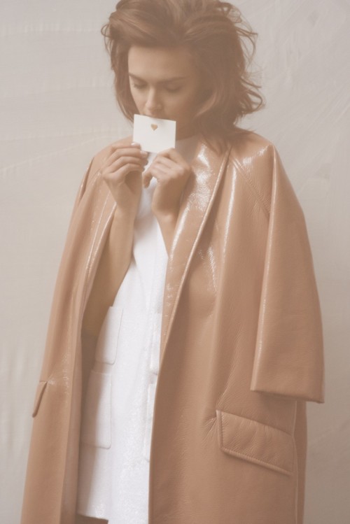 Inspiring   Repost :Zuzana Gregorova