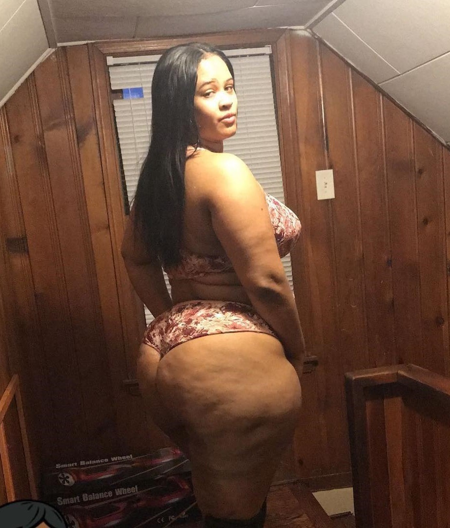 bigbootydepot:  divaoneofakind
