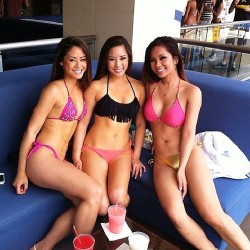 asian-exposure:  boobies .com