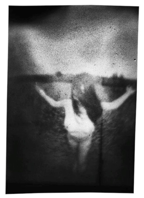 miss-catastrofes-naturales:  Ne Neto  Obscure People Series (2013) 