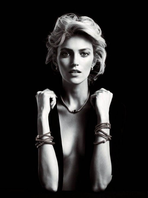 Porn Pics sexyqueen:  Apart Diamond Jewelry Anja Rubik