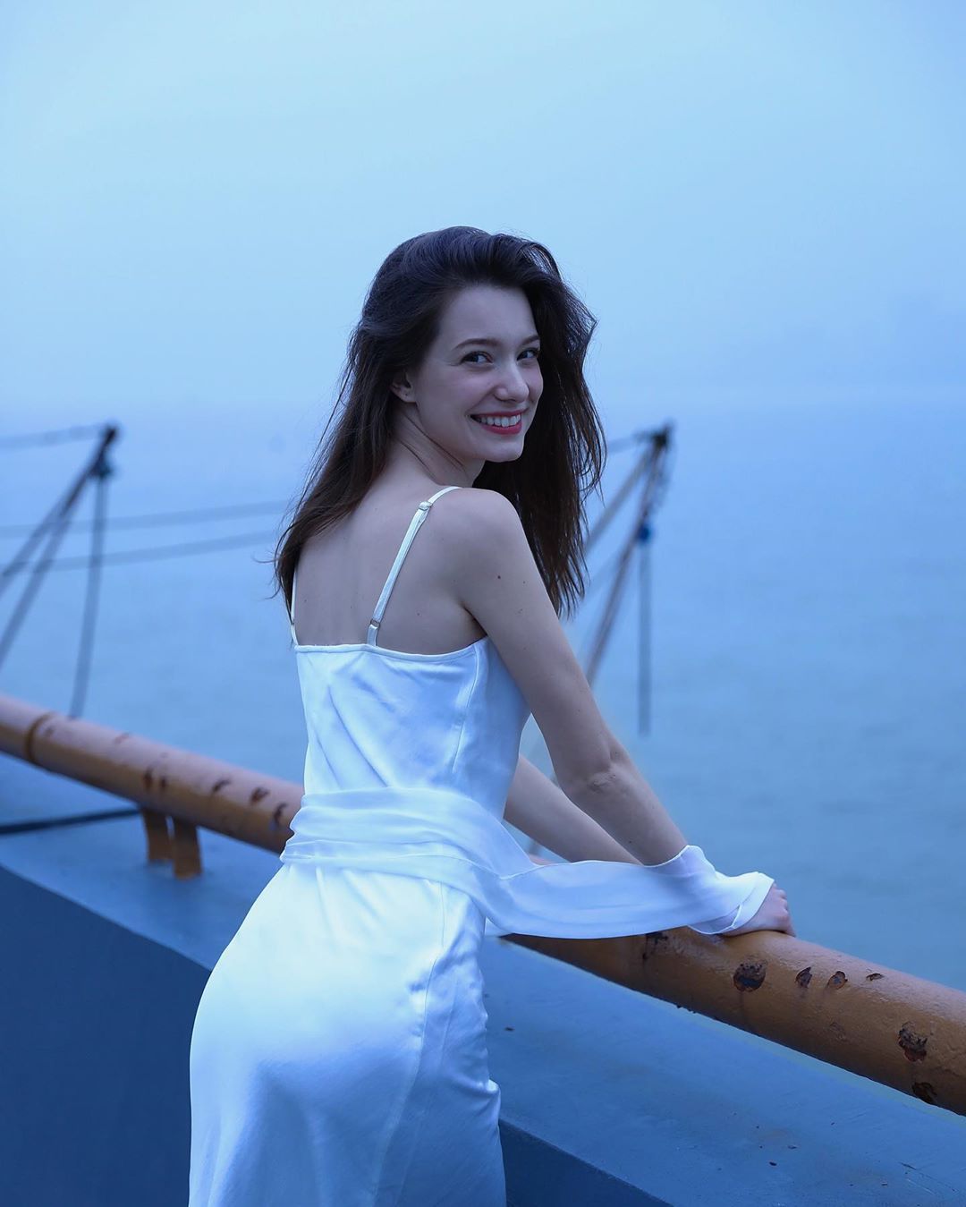 fionajetaime:  《Anastasia Cebulska》個人資料生日：1995年08月25日血統：波蘭X白俄羅斯X俄羅斯X蒙古身高：48KG體重：172公分