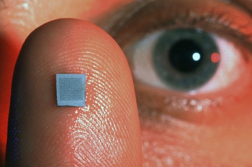 bbsrc:Scared of needles? We’ve got the invention for you!BBSRC-funded Dr Ryan Donnelly from the Scho