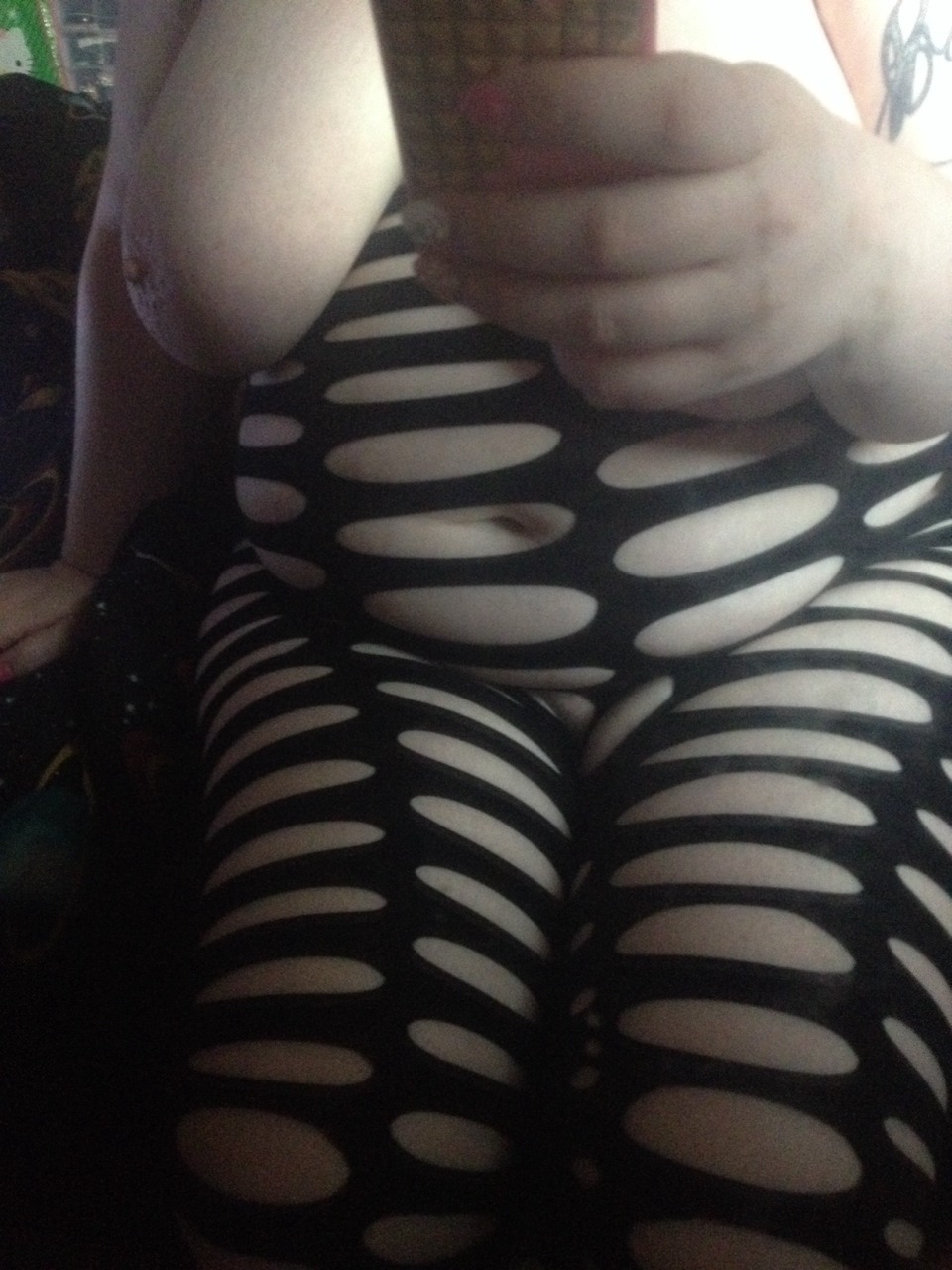 awkward-panda-is-awkward:  I love this outfit.