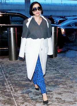 ladyxgaga: February 17th, 2015: Arriving at JFK Airport in New York City