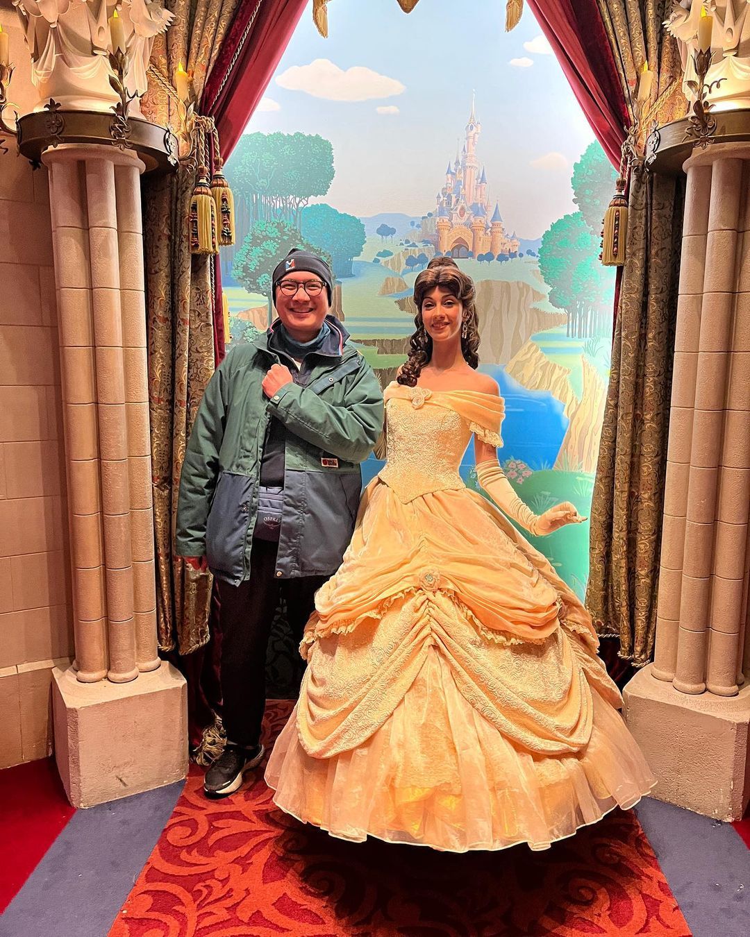 Belle. Beauty and The Beast. .
.
.
.
#DisneylandParis #disney #dlp #disneylandparisaventure #disneylandparis30 #disneylandparis2022 #disneygrammer #disneylifestyle #dlpinsidears #disneylandparispa #belle (at Disneyland...