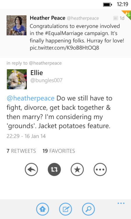 jade-louxxxloverofmusic: I give you Heather and Ellie’s perfect relationship. ❤