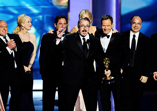 delevingned-deactivated20151023:Vince Gilligan and the cast of Breaking Bad accepting their award fo