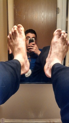 fu¢k yeah male feet