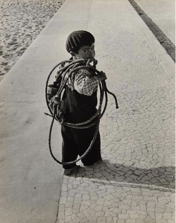 kvetchlandia:Sabine Weiss     Portugal 