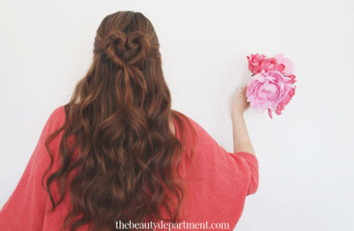 lovelydyedlocks: You will need: bobby pins, 2 small ponytail elastics, a comb. Start by adding 