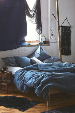 gravityhome:  Blue bedroom  Follow Gravity Home: Blog - Instagram - Pinterest - Facebook - Shop  
