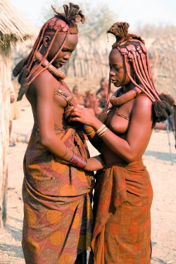 rixwilson:  Women of the Himba tribe in Ethiopia