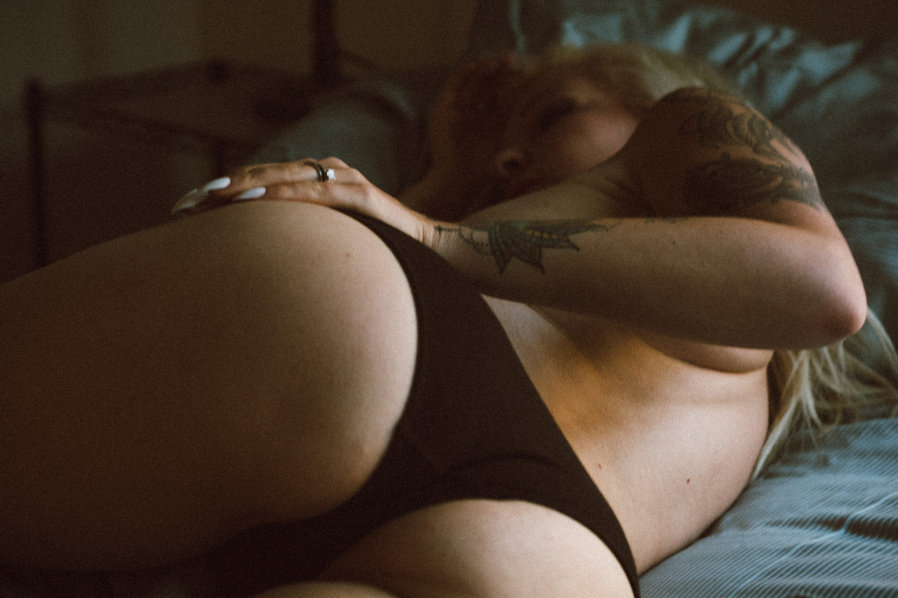the-blackdiaries:  “Divide”Featuring Tiina. Find this full erotic set on….The