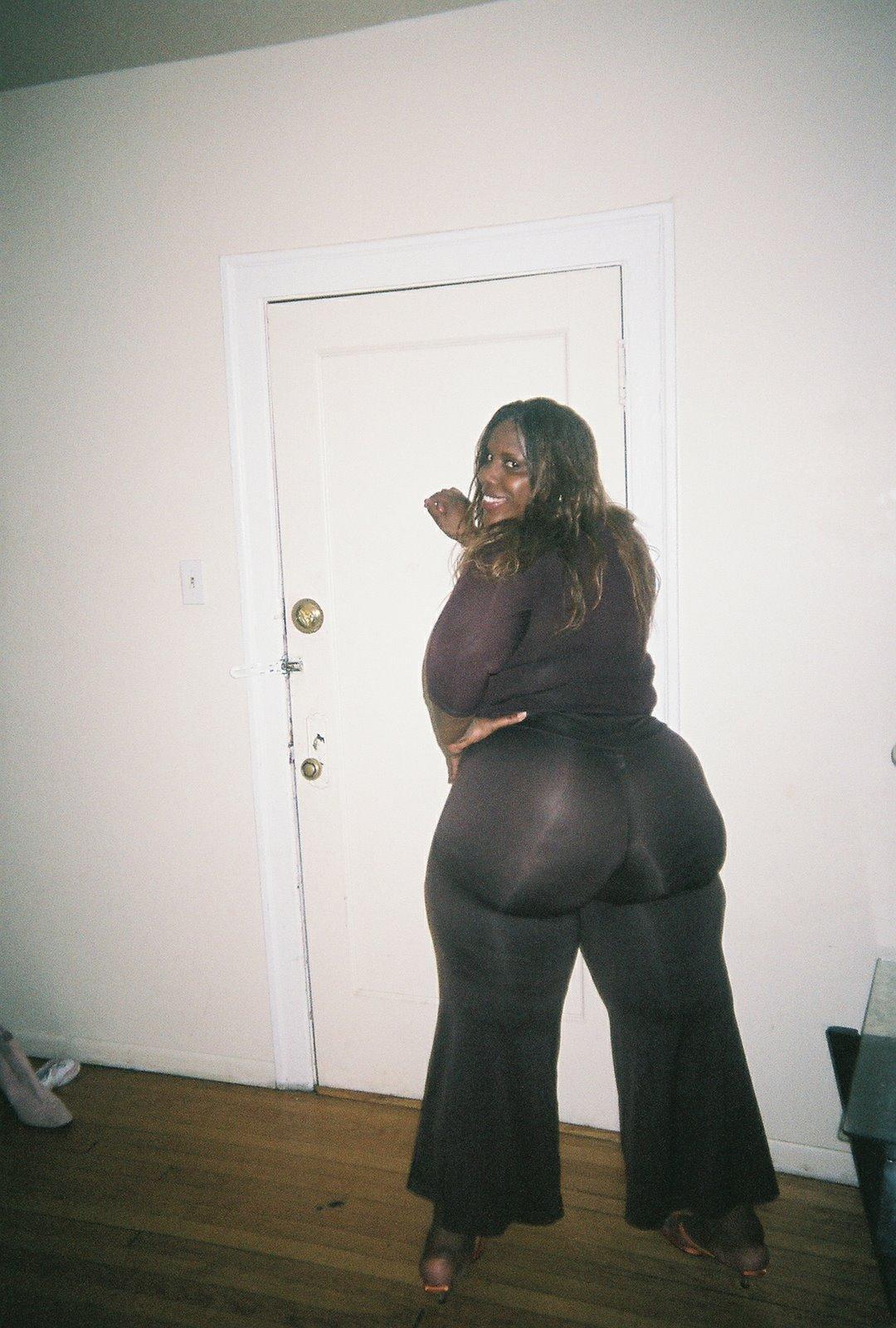 Huge Butt Lover