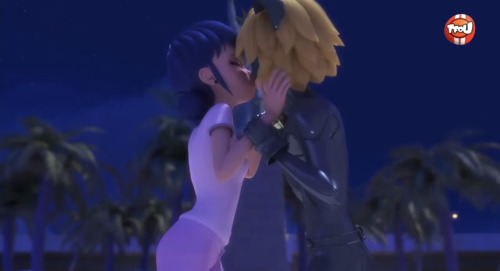 I CANT BELIEVE MARICHAT HAS MADE MORE PROGRESS IN 5 MINUTES THAN THEY HAVE FOR 5 SEASONS