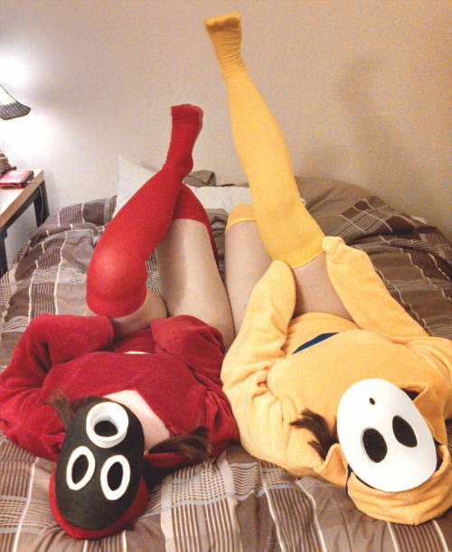 noillart: beebeerockhard: My twin sister did a Sniffit cosplay to match my Shyguy cosplay! Woah! WEL