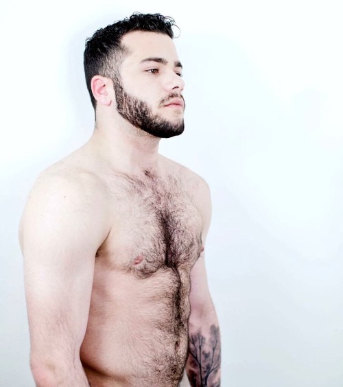 hairyjeans: Yes… 