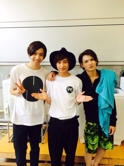 haikyuu-stage:  haikyuu stage play cast sources: 1 2 3 4 5Â 6 7Â 8Â 9Â 10