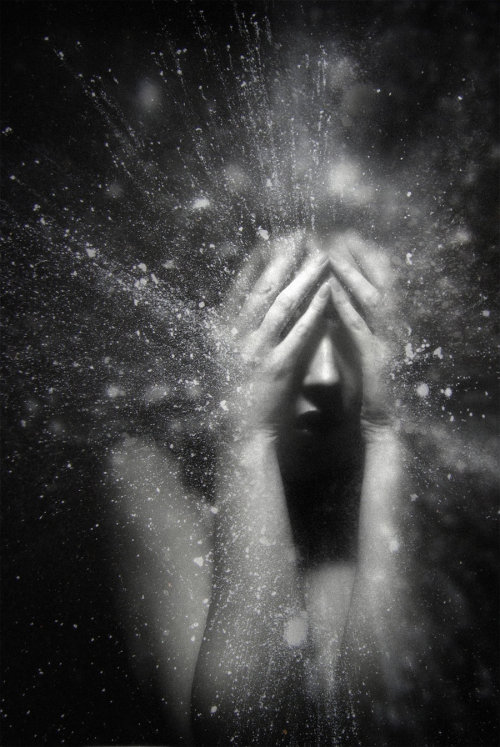 red-lipstick:  Eikoweb aka Federico Bebber (Italy) - Bipolar Day, 2011   Digital Arts