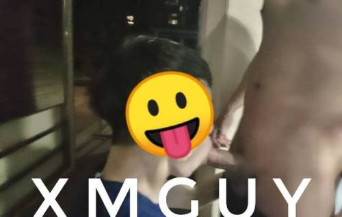 xmguy:  大學生 x 足球仔仔 x  踢完波 x 人去樓空 x 更衣室外 唔知佢鍾意 射波入龍  定鐘意俾人 射精入口 呢？總之有得射就開心了   私訊前請先閱讀此->POST-<