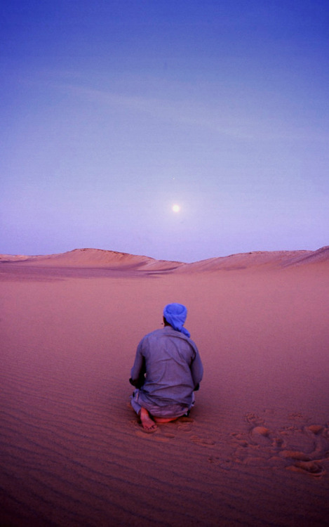 patrick1976: Our Bedouin guide in the White Desert of Egypt, praying at sunset. 