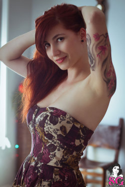 allsuicidegirls:Henika