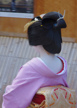 geisha-kai:  Hatsuyori 2014: geiko Ichiyuri of Nakagishi okiya in Gion Kobu by Yoozigen on Flickr