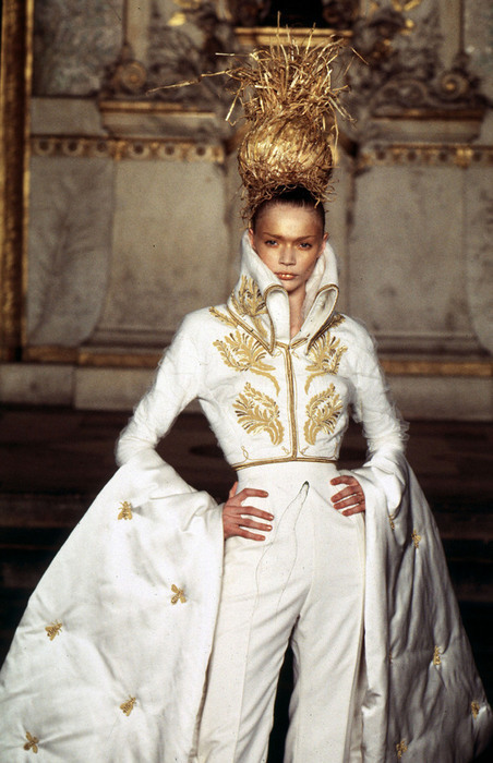 Givenchy Spring 1997 Couture Collection