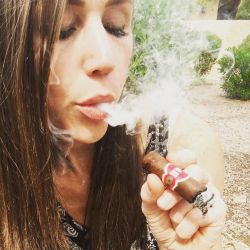 ftbmelanie:  HVC Cerro is such a fantastic tasting cigar. @hvccigars #cigaraddict #hvccigars #cigarsnob #cigarfam #cigaraficionado #cigarporn #cigarphotography #girlsandcigars #ladiesoftheleaf #cigarfamily #cigarsocialclub #cigarsofinstagram #cigarcartel