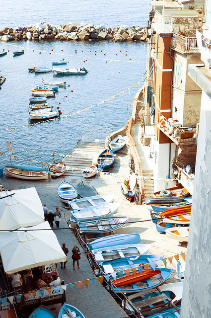 illusionwanderer:  Riomaggiore by .darius  
