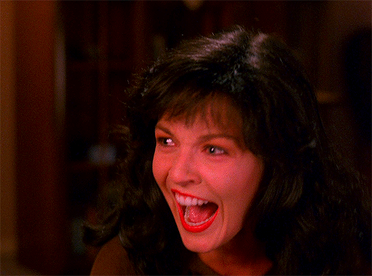 lynchead:Iconic Scenes - Twin Peaks: Coma (1990) dir. David Lynch 