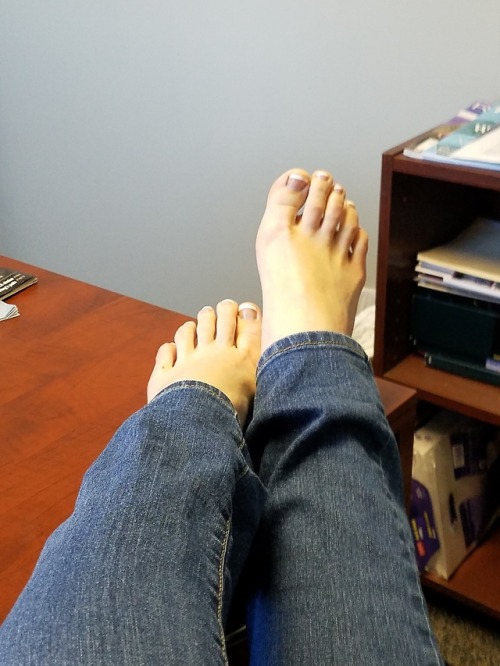 myprettywifesfeet:my pretty wife sent me this pic of her beautiful feet kicked up on her desk at wor