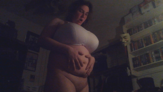 Porn Pics Submission #2 (pregnancy bimbo)