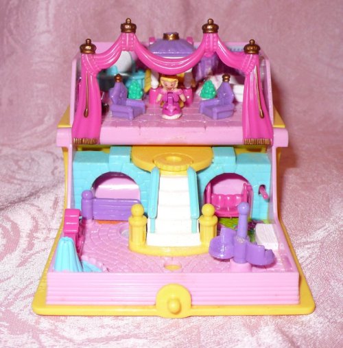 Polly Pocket Enchanted Storybooks- Sparkling Mermaid Adventure- Glitter Island- Princess Palace- Spa