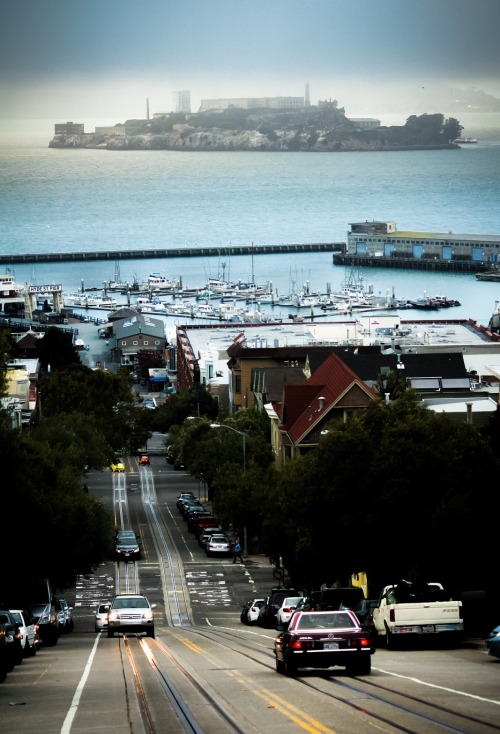 travelingcolors: Alcatraz, San Francisco | California (by ErlandG)