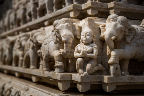 Jagadeeswara temple detail, Udaipur, Rajassthan, photo by Kevin Standage, more at https://kevinstand