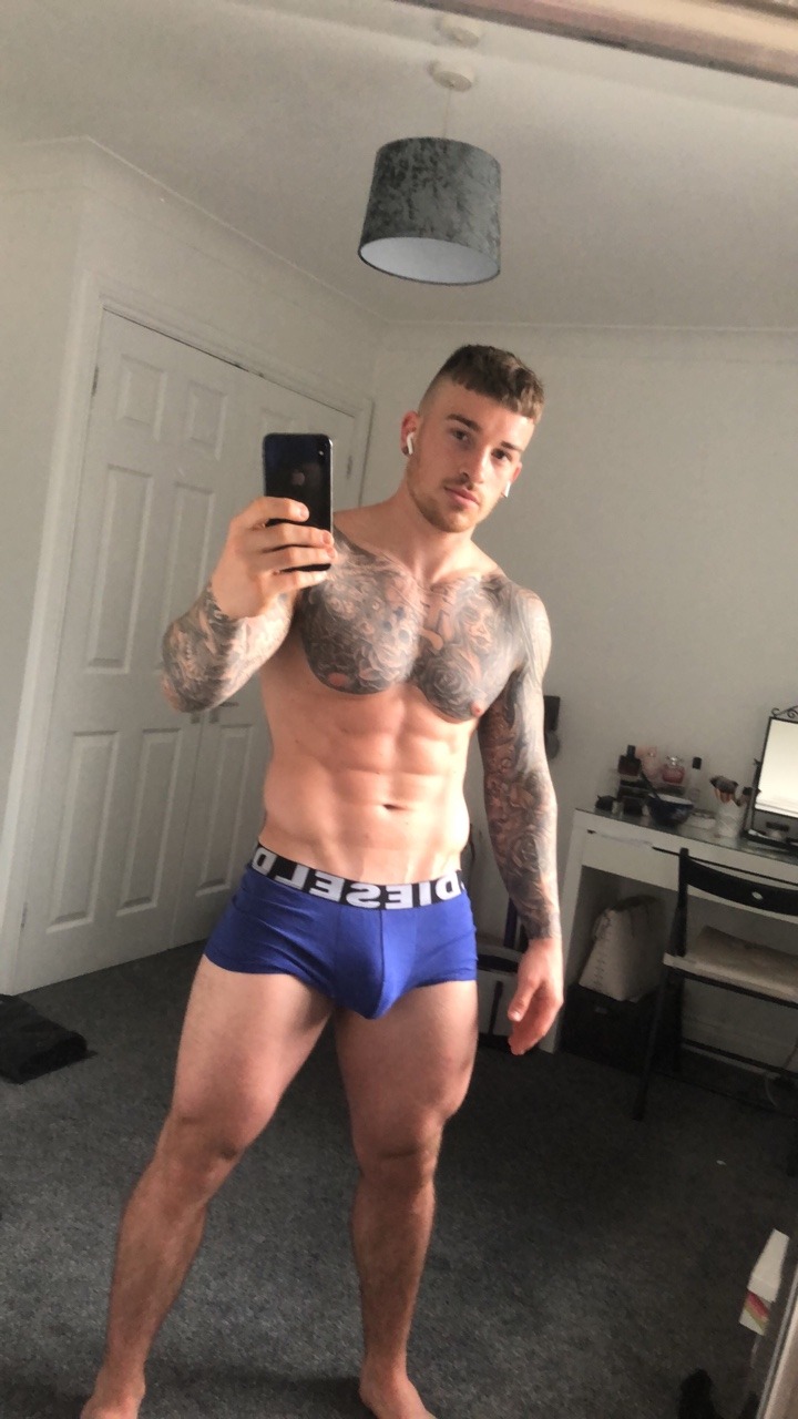 Pics hatts17 onlyfans Hatts17 OnlyFans