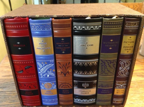 theboywhofangirled:Nothing more exciting than coming home to find that a beautiful boxed set of book